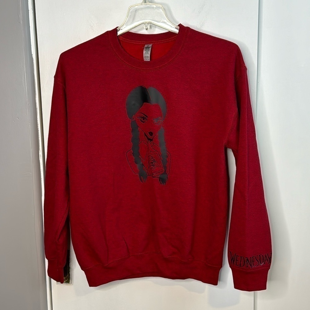 Wednesday Addams size medium red heathered. Graphic, Gothic sweatshirt